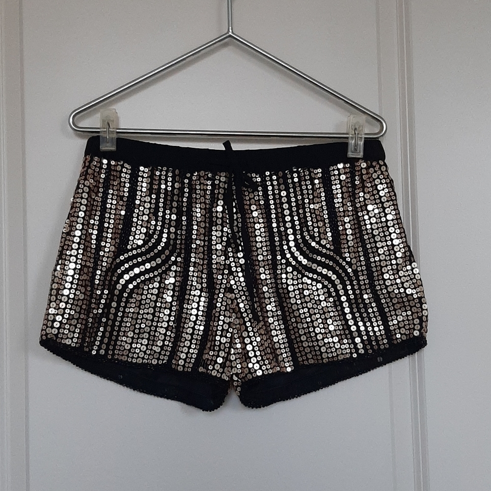 NWT sequin shorts wt drawstring waist
